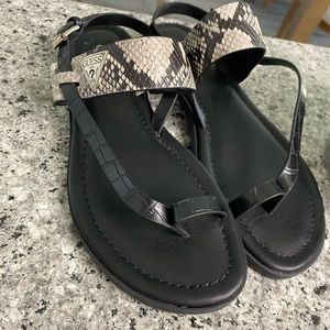Guess sandals
